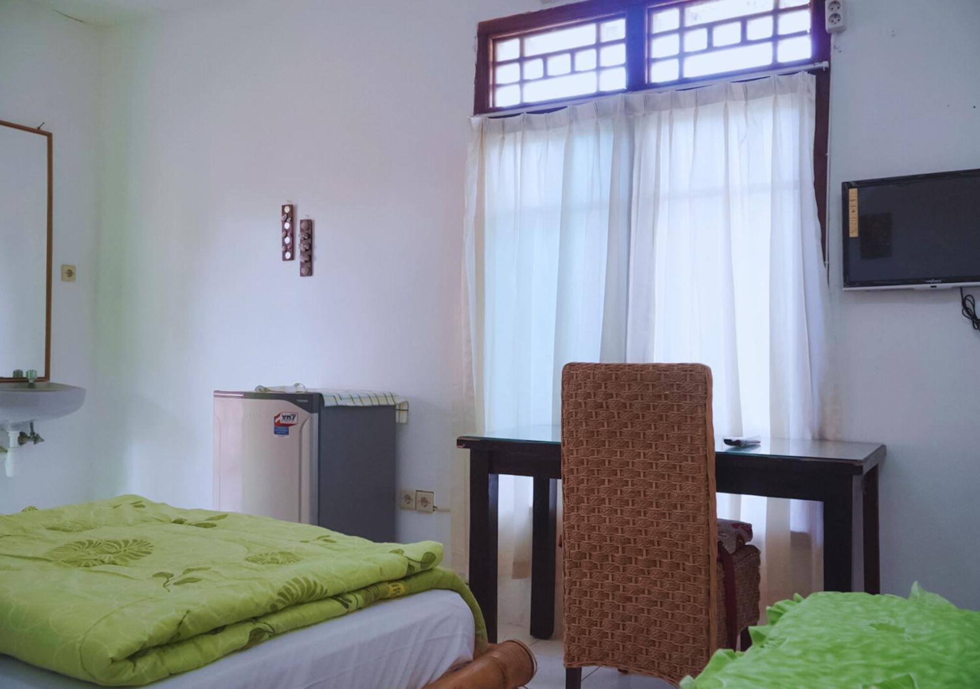 Energy Melati Gili Hotel กีลีตราวางัน ภายนอก รูปภาพ