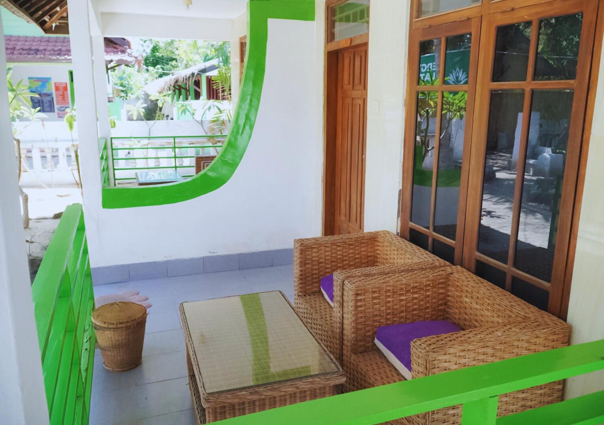 Energy Melati Gili Hotel กีลีตราวางัน ภายนอก รูปภาพ