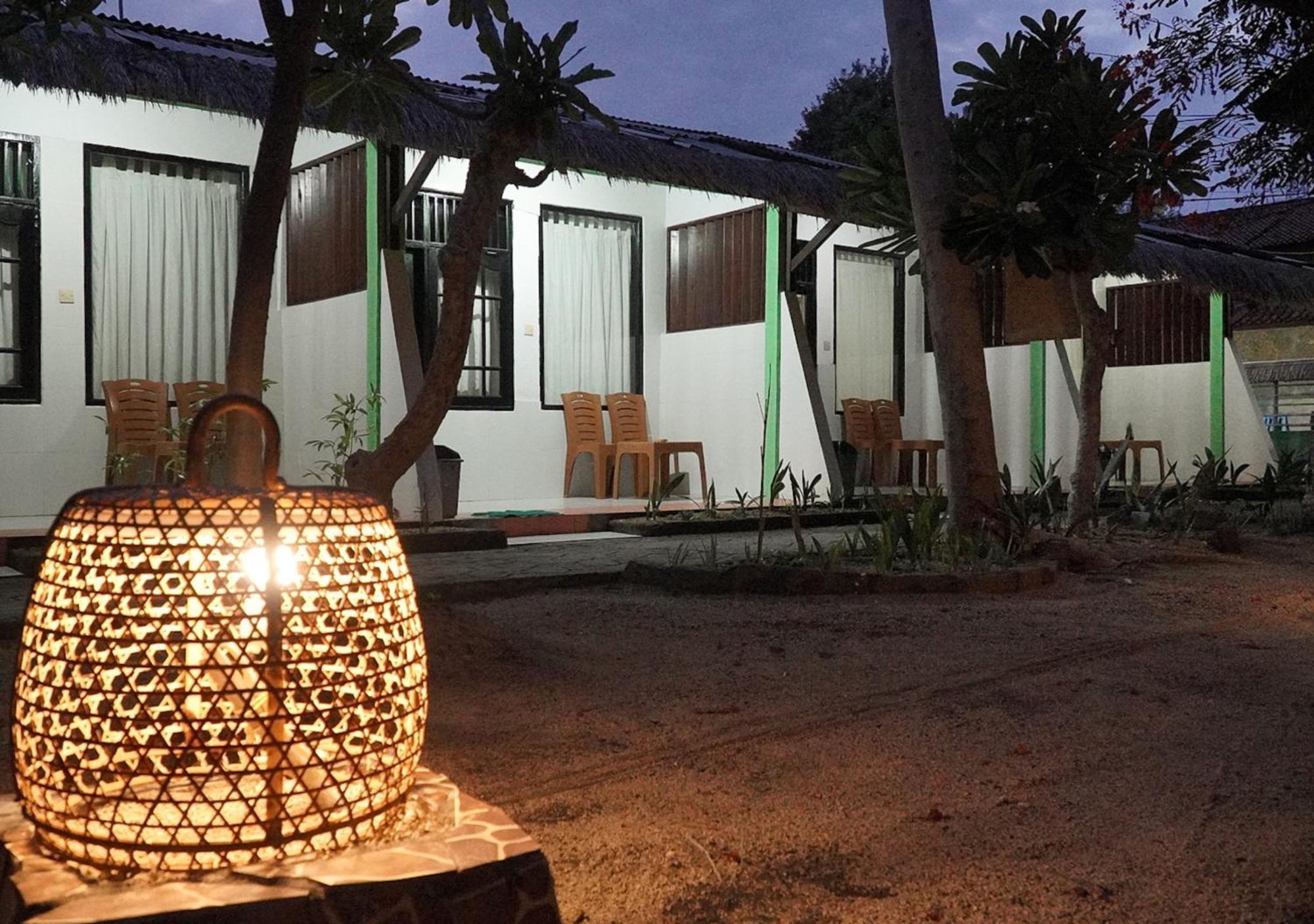 Energy Melati Gili Hotel กีลีตราวางัน ภายนอก รูปภาพ